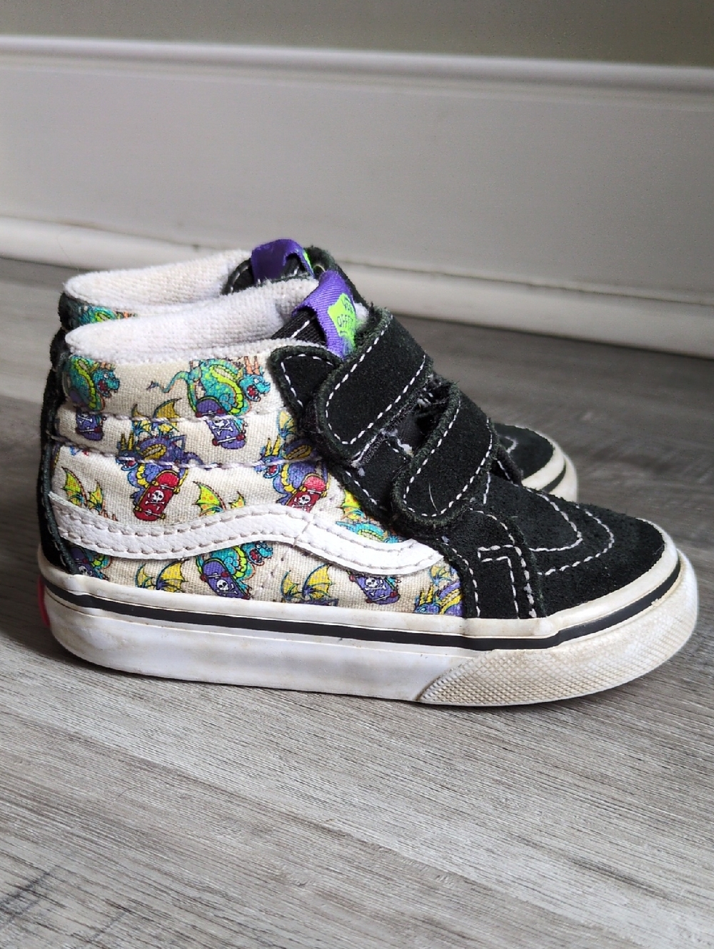 Vans Kids Old Skool Velcro Sneakers Dragon Skateboard Size Toddler 5.5 Hightop